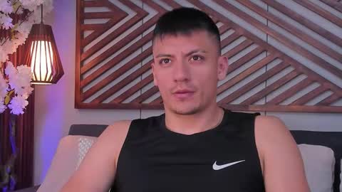 damian_noir online show from March 25, 8:37 pm