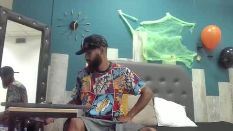 damian_shakur online show from October 27, 11:36 am