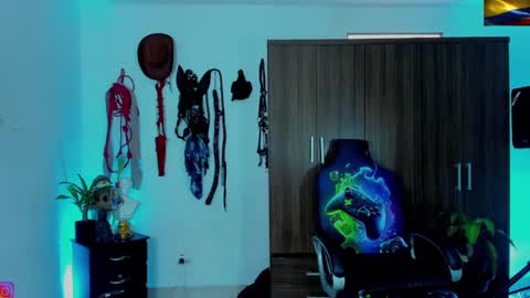 Snapshot of damian_torner chatting on January 24, 7:07 pm Damian torner online show from January 24, 7:07 pm