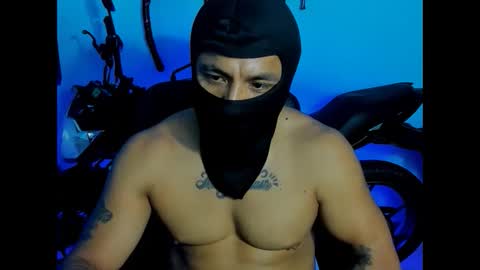 Snapshot of damian_torner chatting on October 2, 7:37 am Damian torner online show from October 2, 7:37 am