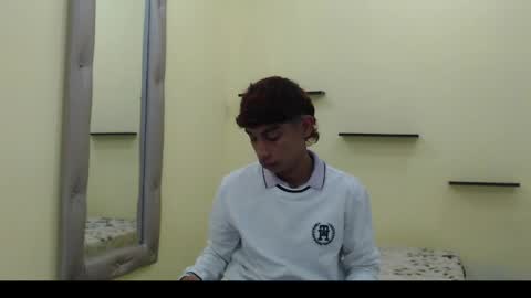 Snapshot of damian_wicked18 chatting on June 9, 12:22 am DAMIAN online show from June 9, 12:22 am