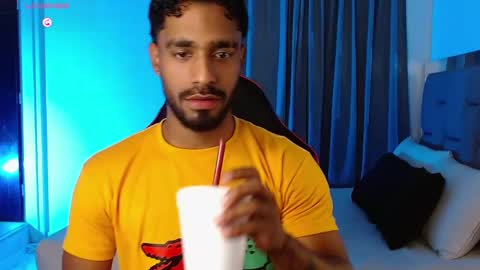 Snapshot of damiano_walker chatting on November 15, 3:48 am damiano_walker online show from November 15, 3:48 am