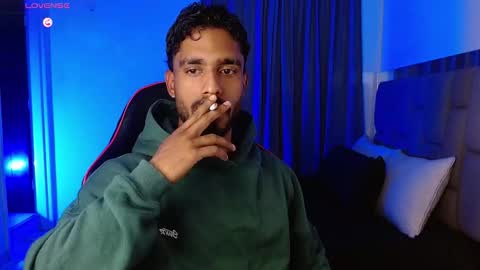 Snapshot of damiano_walker chatting on November 30, 3:32 am damiano_walker online show from November 30, 3:32 am