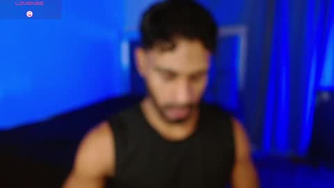 Snapshot of damiano_walker chatting on May 12, 4:20 am damiano_walker online show from May 12, 4:20 am