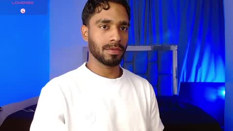 Snapshot of damiano_walker chatting on May 18, 2:18 am damiano_walker online show from May 18, 2:18 am