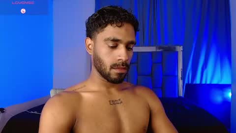Snapshot of damiano_walker chatting on May 18, 4:07 am damiano_walker online show from May 18, 4:07 am