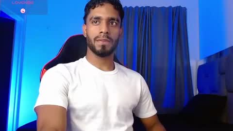 Snapshot of damiano_walker chatting on June 25, 5:12 am damiano_walker online show from June 25, 5:12 am