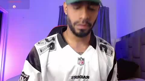 Snapshot of damiano_walker chatting on June 27, 5:56 am damiano_walker online show from June 27, 5:56 am