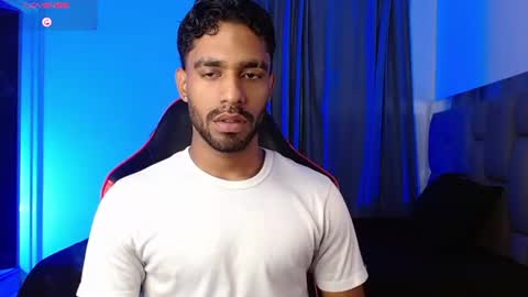 Snapshot of damiano_walker chatting on July 16, 2:17 am damiano_walker online show from July 16, 2:17 am