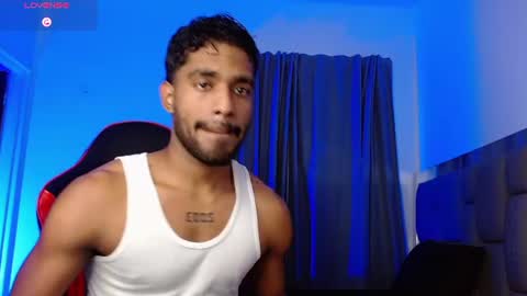 Snapshot of damiano_walker chatting on July 21, 12:07 pm damiano_walker online show from July 21, 12:07 pm