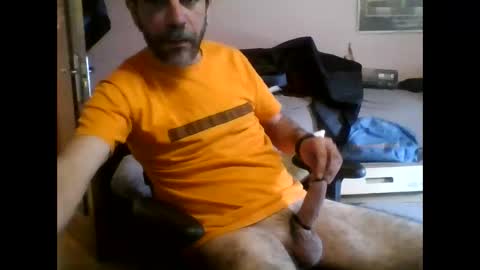 Snapshot of damianour chatting on September 11, 10:37 am damianour online show from September 11, 10:37 am