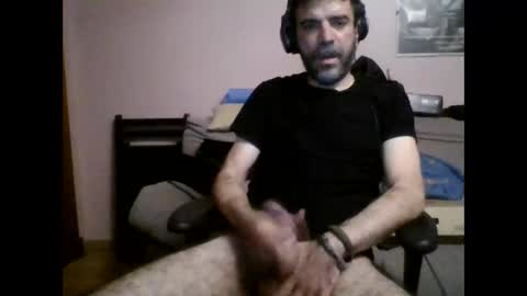Snapshot of damianour chatting on October 4, 6:17 pm damianour online show from October 4, 6:17 pm