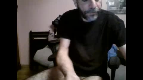 Snapshot of damianour chatting on October 17, 9:01 am damianour online show from October 17, 9:01 am