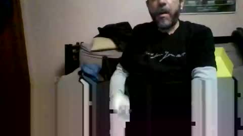 Snapshot of damianour chatting on November 24, 1:49 am damianour online show from November 24, 1:49 am