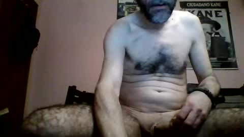 Snapshot of damianour chatting on May 15, 11:34 pm damianour online show from May 15, 11:34 pm