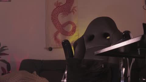 insta damn8   --------  online show from March 5, 2:46 am