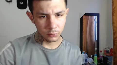 Snapshot of damiansexyboy69 chatting on November 29, 12:19 pm damiansexyboy69 online show from November 29, 12:19 pm