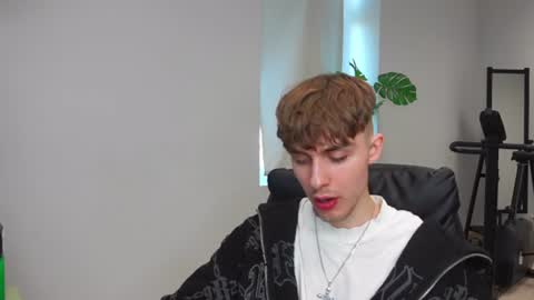 DAMIEN DALLAS online show from July 29, 1:31 pm