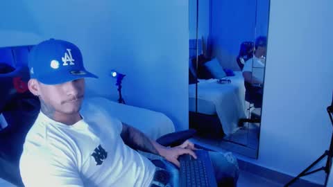 Snapshot of dammianmilleroficial chatting on October 8, 11:02 pm INSTAGRAM DAMMIANMILLEROFICIAL online show from October 8, 11:02 pm