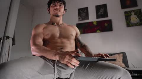 insta damn8   ---         -----  online show from July 30, 12:31 am