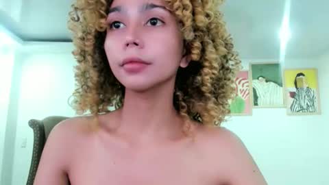 damnperfectxx online show from September 19, 1:51 am