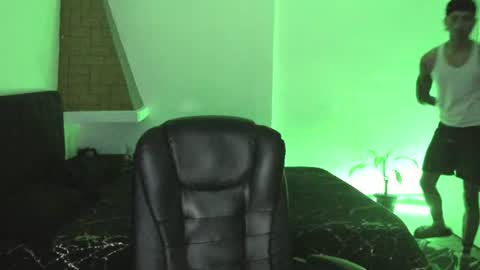 Damon online show from August 2, 4:00 am
