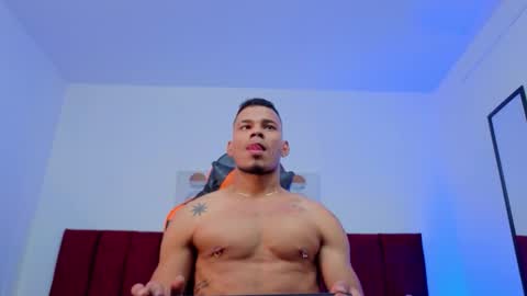 Damon online show from October 23, 8:40 pm