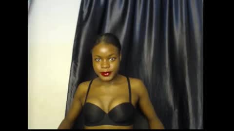 leah online show from November 21, 5:17 am