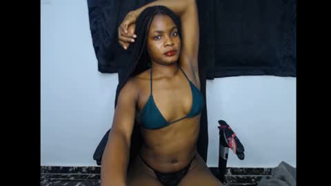 Snapshot of damsel8 chatting on March 12, 5:30 pm leah online show from March 12, 5:30 pm