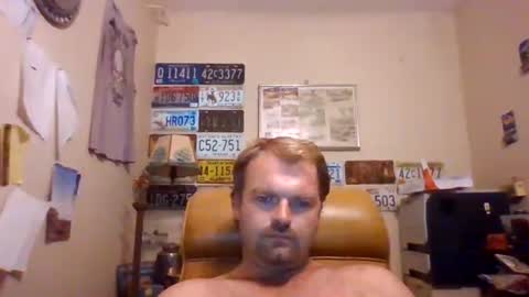 Snapshot of dan791767 chatting on August 2, 1:48 am dan791767 online show from August 2, 1:48 am