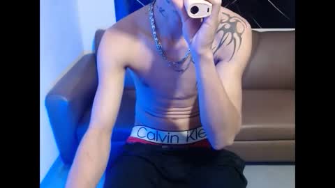 dan_jonson15 online show from September 21, 11:28 pm