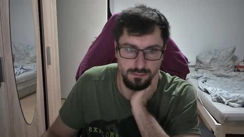 Snapshot of dan_the_man405 chatting on September 26, 7:40 pm King Dan online show from September 26, 7:40 pm