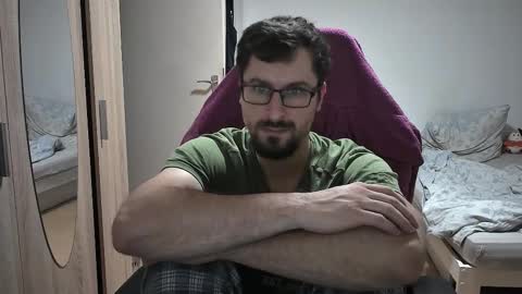 Snapshot of dan_the_man405 chatting on September 27, 6:46 pm King Dan online show from September 27, 6:46 pm