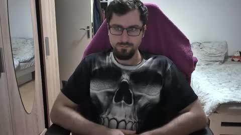 Snapshot of dan_the_man405 chatting on October 7, 7:00 pm King Dan online show from October 7, 7:00 pm