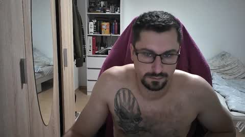 Snapshot of dan_the_man405 chatting on October 22, 7:13 pm King Dan online show from October 22, 7:13 pm