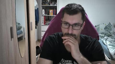 Snapshot of dan_the_man405 chatting on October 30, 7:58 pm King Dan online show from October 30, 7:58 pm