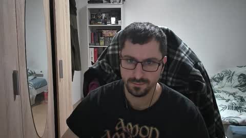 Snapshot of dan_the_man405 chatting on November 7, 9:37 pm King Dan online show from November 7, 9:37 pm