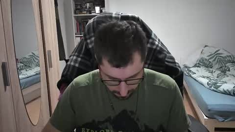 Snapshot of dan_the_man405 chatting on November 12, 8:52 pm King Dan online show from November 12, 8:52 pm