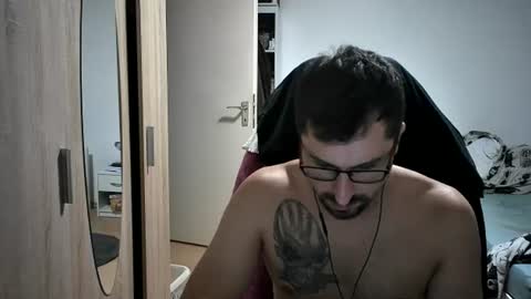 King Dan online show from August 9, 7:41 pm