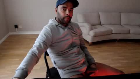 dan_the_man43 online show from March 1, 2:08 pm