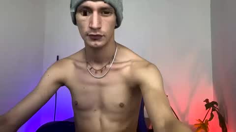 Dan and Noah online show from January 10, 9:41 pm