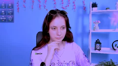 Snapshot of dana_cute1_ chatting on June 13, 7:23 pm dana_cute1_ online show from June 13, 7:23 pm
