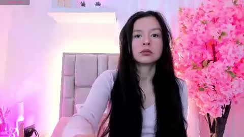 Dana grey   online show from June 12, 12:15 pm