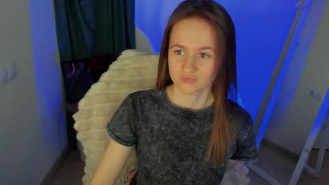 Dana online show from December 4, 9:01 pm