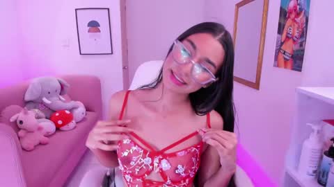 Snapshot of dana_paula chatting on March 8, 5:33 pm dana_paula online show from March 8, 5:33 pm