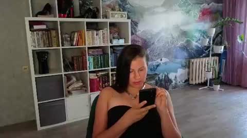 Snapshot of dana_queendom chatting on July 13, 6:49 am Dana online show from July 13, 6:49 am