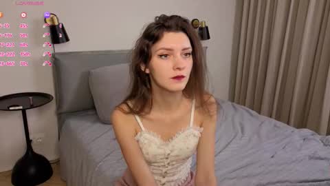 danaaddams online show from December 4, 10:07 pm