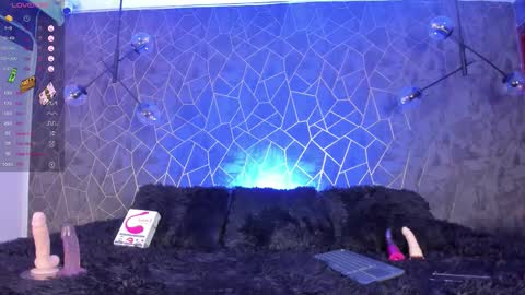    online show from January 7, 11:07 pm