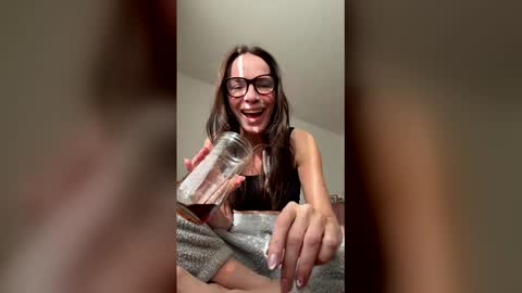 DanaDeArmond online show from February 11, 11:21 pm