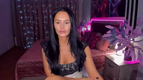 DanaMiers online show from November 18, 3:56 am